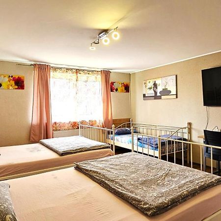 Gruendauer Monteurwohnung/Studentenwohnung מראה חיצוני תמונה